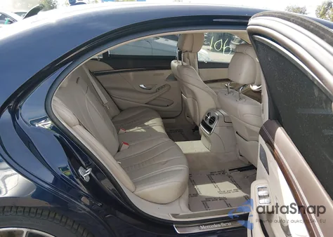 2018 Mercedes-Benz S 560 из США, поврежденный, VIN WDDUG8DB2JA380743